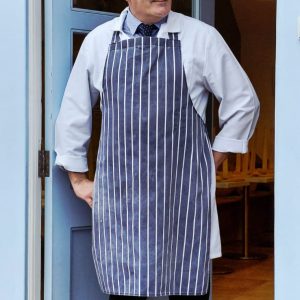 AS andy hirst as D crowther 15 doorway